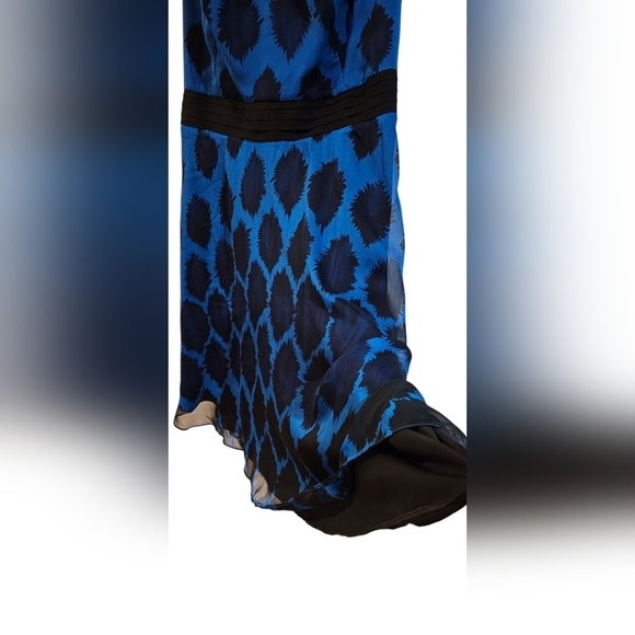 The Limited - Sleeveless Semi-Sheer Blue & Black Abtract Print Dress​​​​​ - Picture 4 of 10